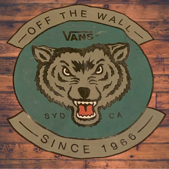 Vans Off The Wall Wolf Pocket Shirt Rare Warped Tour Drop Dead Scene Emo Kid - Picture 6 of 6